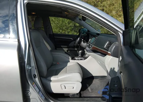 2015 Toyota Highlander Limited Platinum V6 from USA, damaged, VIN 5TDDKRFH0FS164660